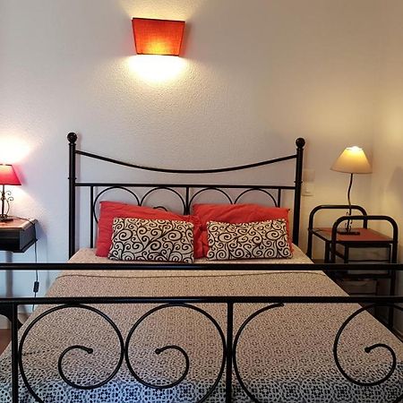 Un Pied A Terre Apartment Каркасон Екстериор снимка